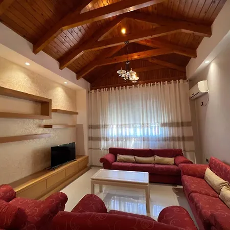 D&a House